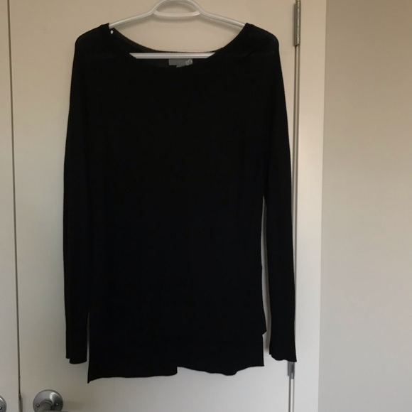 Grey sweater. Black sweater. - Picture 4 of 7